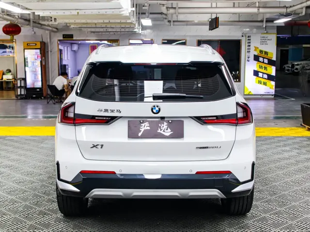 BMW X1 — Фото автомобиля 21