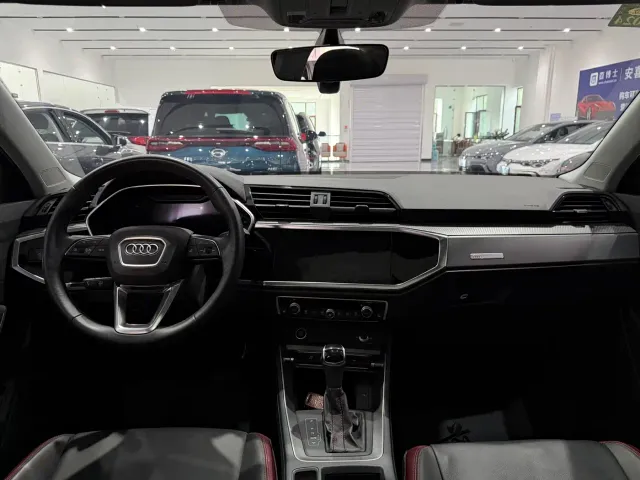 Audi Q3 — Фото автомобиля 18