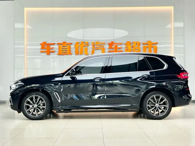 BMW X5 — Фото автомобиля 4