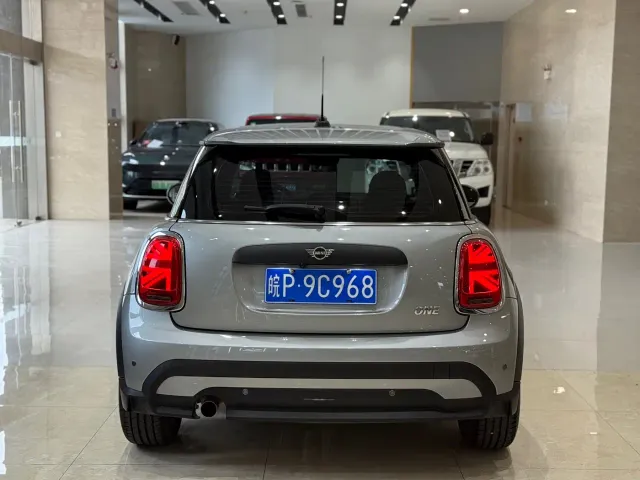 MINI Hatch — Фото автомобиля 15