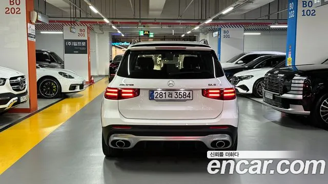 Mercedes-Benz GLB-Class — Фото автомобиля 3