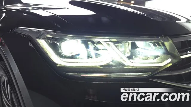 Volkswagen Tiguan — Фото автомобиля 22