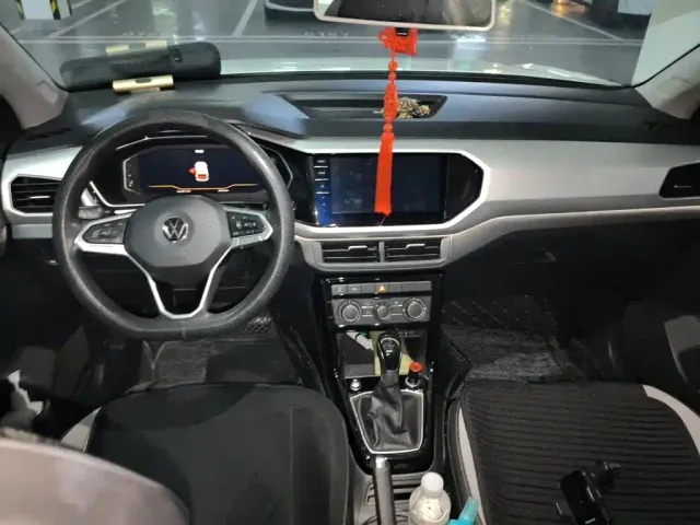Volkswagen Tanying 2021 1.5L Automatic 30th Anniversary Edition — Фото автомобиля 12