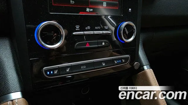 Renault-KoreaSamsung QM6 Новый QM6 2.0 LPe RE Signature 2WD — Фото автомобиля 17