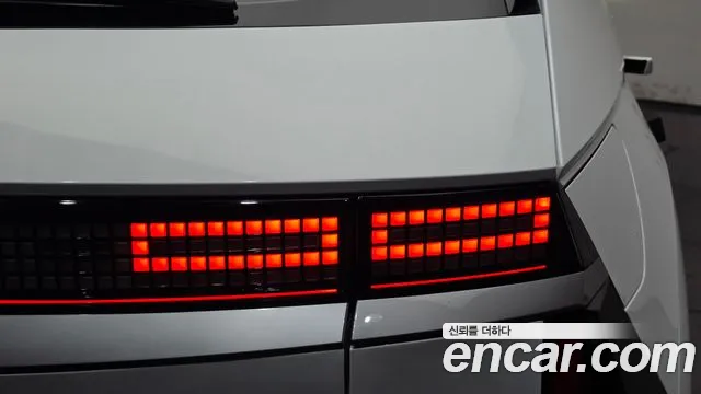 Hyundai Ioniq 5 New — Фото автомобиля 8