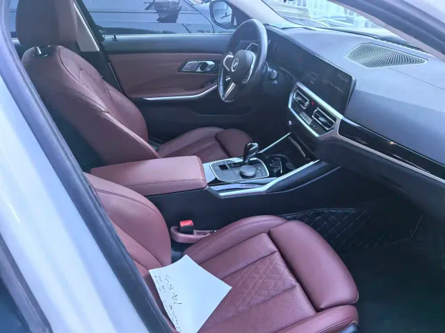 BMW 3 Series — Фото автомобиля 25