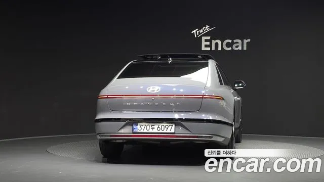 Hyundai Grandeur GN7 — Фото автомобиля 4