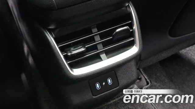 Hyundai Grandeur Grandeur (GN7) — Фото автомобиля 30