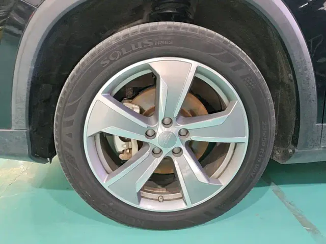Geely Haoyue L — Фото автомобиля 22