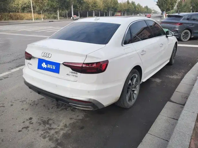 Audi A4L — Фото автомобиля 3