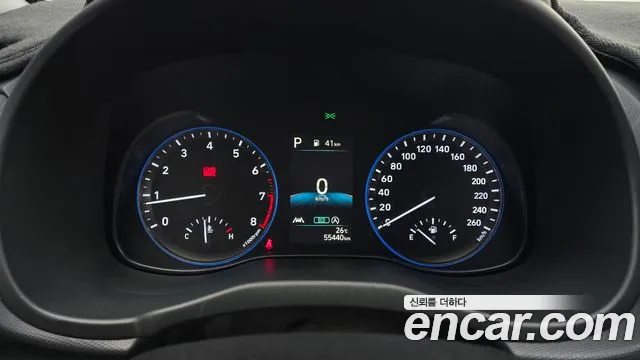Hyundai Kona Новый Kona Бензин 2.0 2WD — Фото автомобиля 8