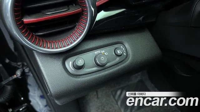 ChevroletGMDaewoo Trax Trax Кроссовер — Фото автомобиля 17