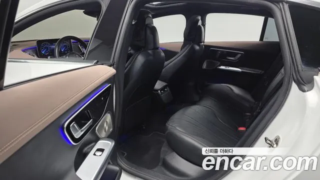 Mercedes-Benz EQE V295 — Фото автомобиля 16
