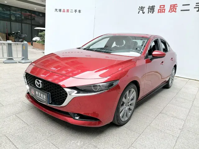 Фотография автомобиля — Mazda Axela