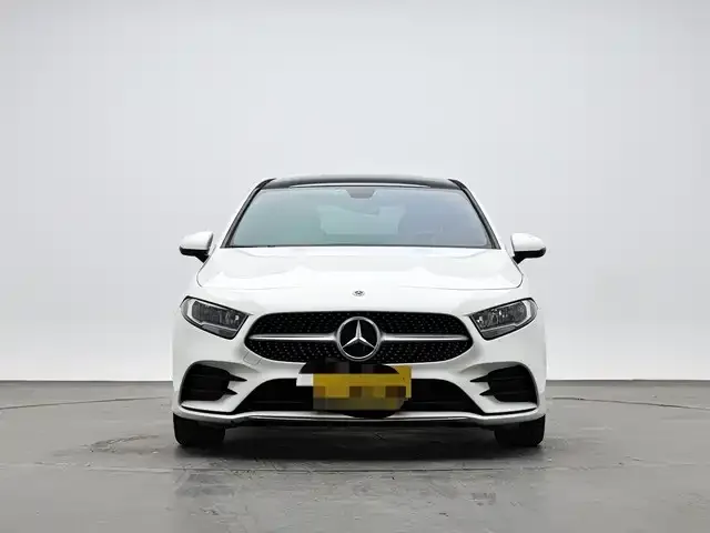Mercedes-Benz A-Class — Фото автомобиля 3