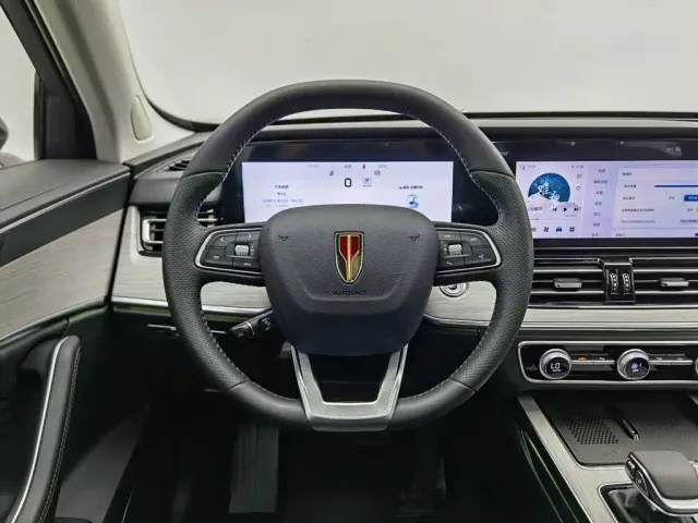 Hongqi HS5 — Фото автомобиля 11