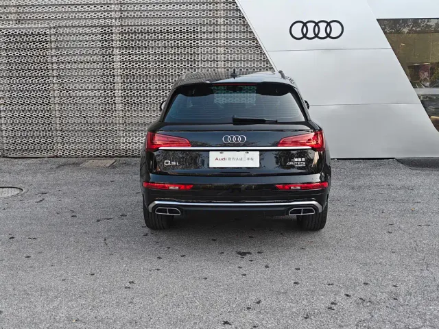 Audi Q5L — Фото автомобиля 5