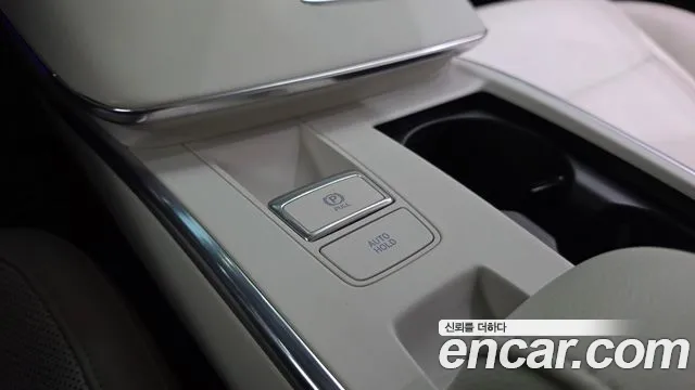 Hyundai Grandeur (New) Hybrid — Фото автомобиля 25