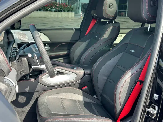 Mercedes-Benz GLE-Class AMG — Фото автомобиля 12