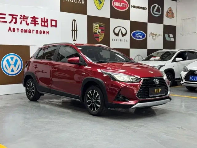 Toyota YARiS L Zhi Xuan 2022 1.5L CVT Luxury PLUS Edition — Фото автомобиля 3