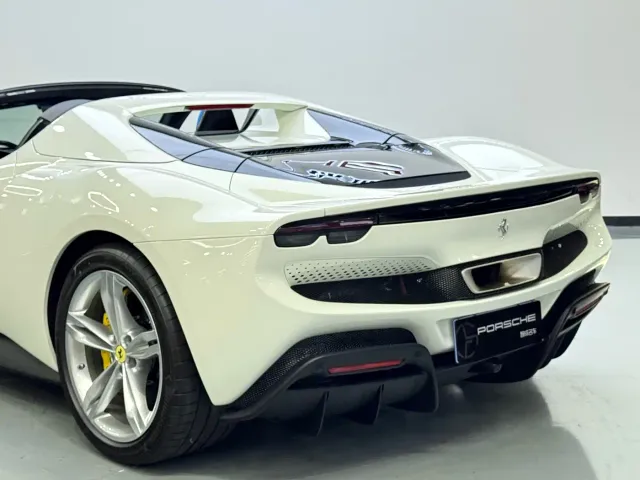 Ferrari 296 — Фото автомобиля 27