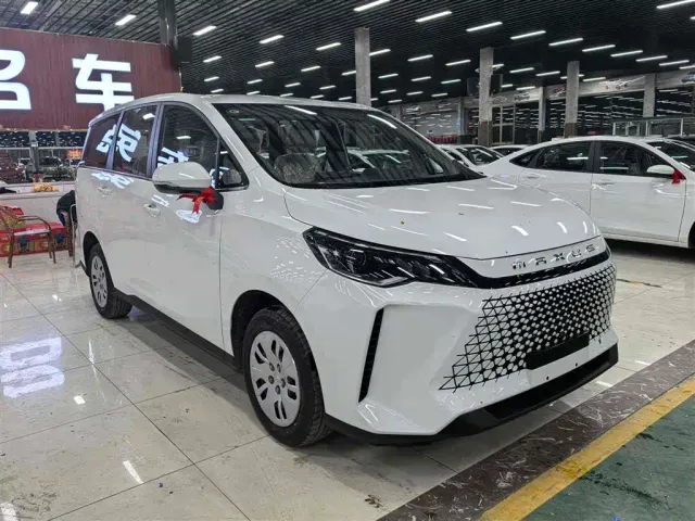Maxus G50 — Фото автомобиля 3