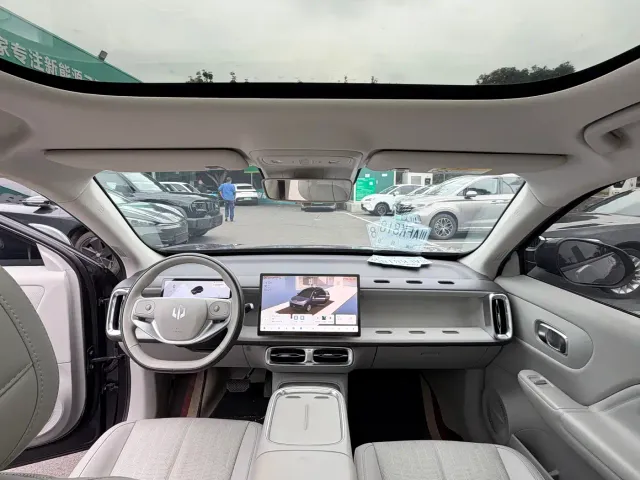 Leapmotor B10 — Фото автомобиля 5