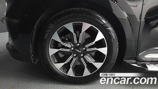 Kia Canival Carnival 4 поколение Бензин 4 места Hi-Limousine — Фото автомобиля 5