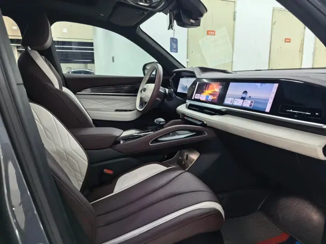 Geely Xingyue L — Фото автомобиля 8