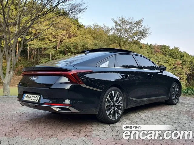 Kia K8 — Фото автомобиля 3