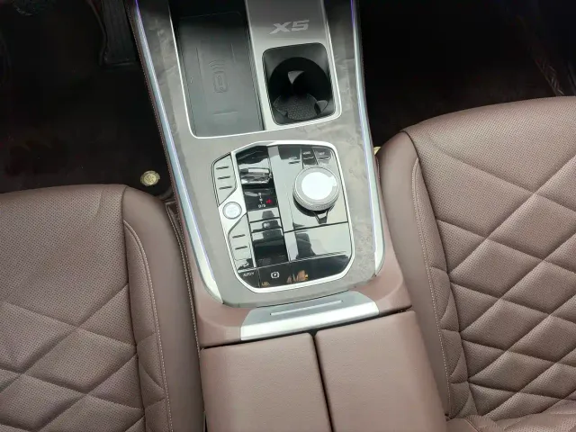 BMW X5 — Фото автомобиля 6