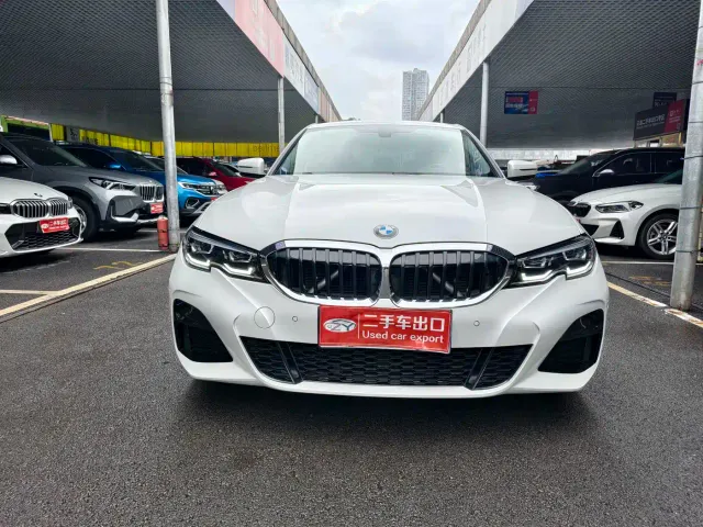 BMW 3 Series — Фото автомобиля 2