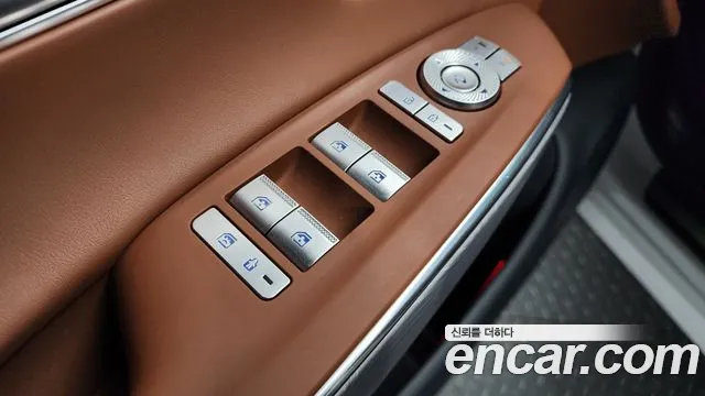 Genesis GV70 2.5T Бензин AWD — Фото автомобиля 23
