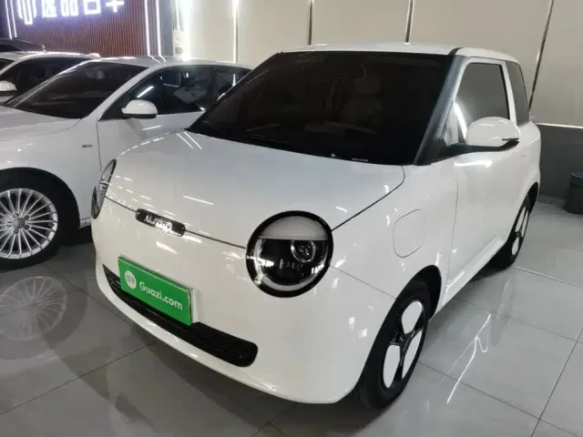 Фотография автомобиля — Changan Lumin