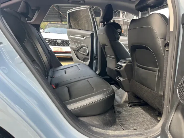 Geely Emgrand 2023 4th Gen Champion Edition 1.5L CVT Luxury — Фото автомобиля 13