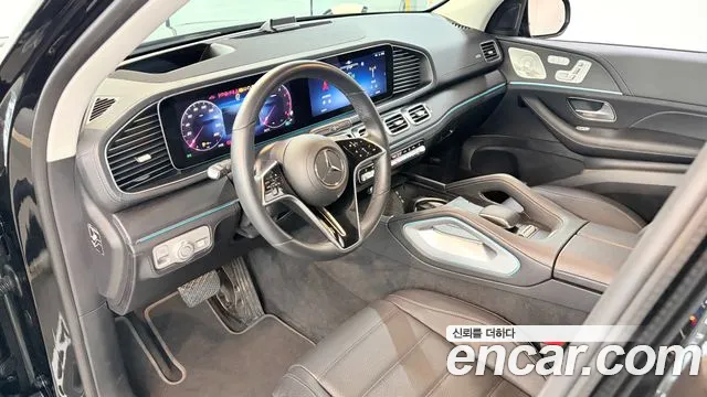 Mercedes-Benz GLE-Class — Фото автомобиля 10