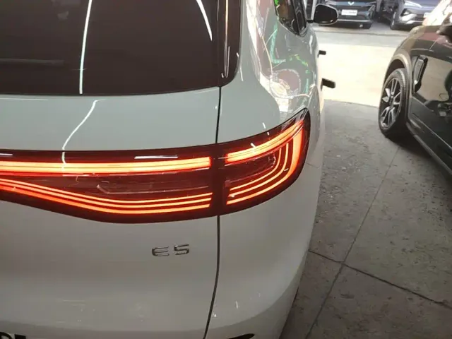 Geely Galaxy E5 — Фото автомобиля 7
