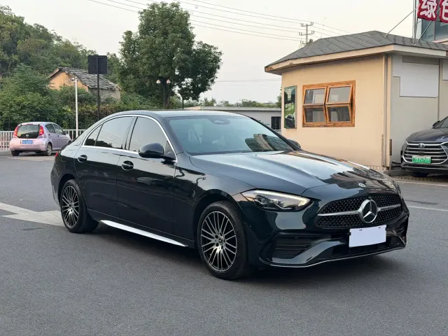 Mercedes-Benz C-Class — Фото автомобиля 3