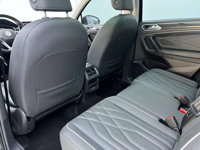 Volkswagen Tiguan L — Фото автомобиля 29