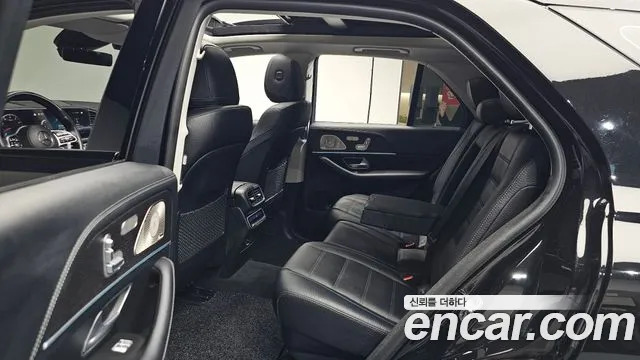 Mercedes-Benz GLE-Class — Фото автомобиля 10