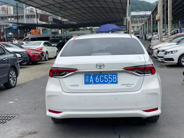 Toyota Corolla — Фото автомобиля 6