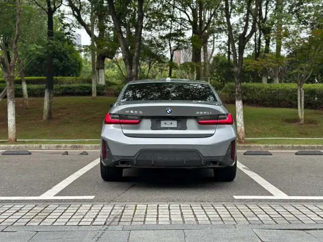BMW 3 Series — Фото автомобиля 10