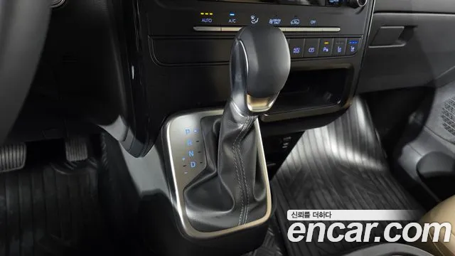 Hyundai Staria Staria (New) — Фото автомобиля 9