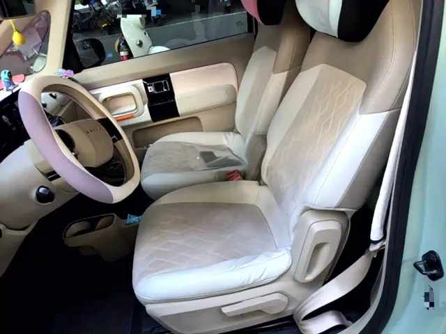Baojun KiWi EV — Фото автомобиля 18