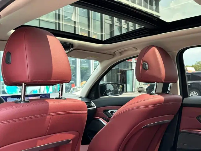 BMW 3 Series — Фото автомобиля 17