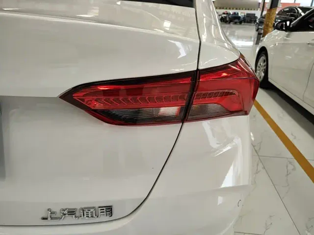 Buick Verano — Фото автомобиля 7