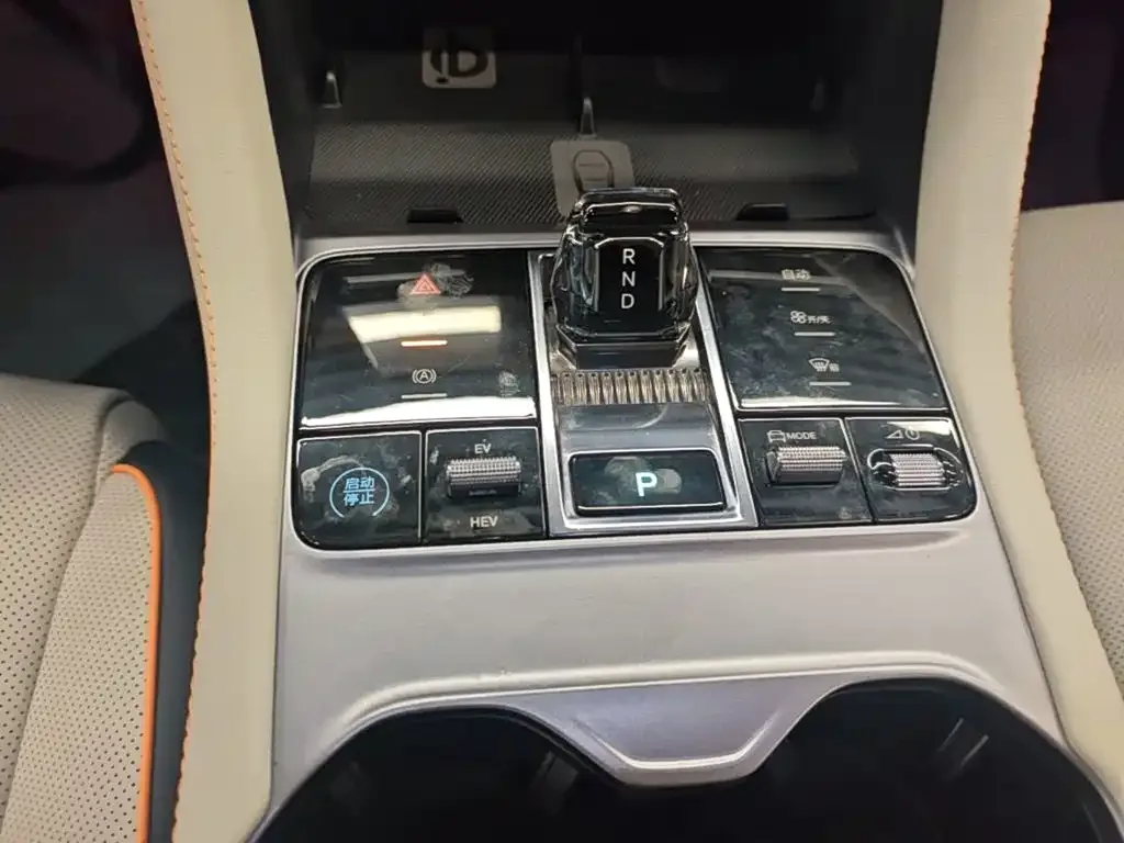 BYD Song PLUS PHEV 2023 Champion Edition DM-i 150KM Flagship PLUS — Фото автомобиля 13