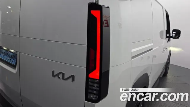 Kia PV5 — Фото автомобиля 8