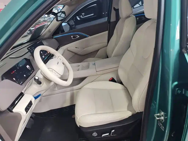 Haval Xiaolong MAX — Фото автомобиля 14