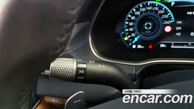 Genesis GV80 2.5T Бензин AWD — Фото автомобиля 19
